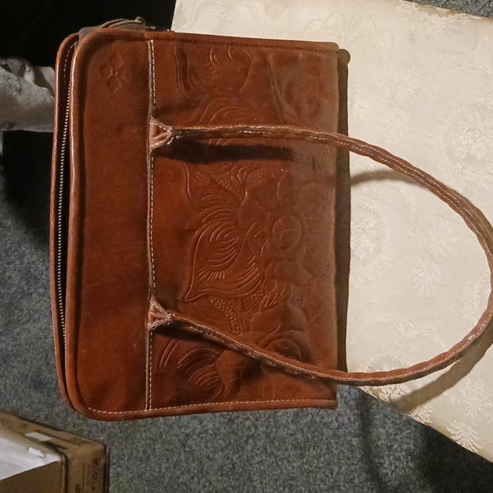 Shoulder bag
